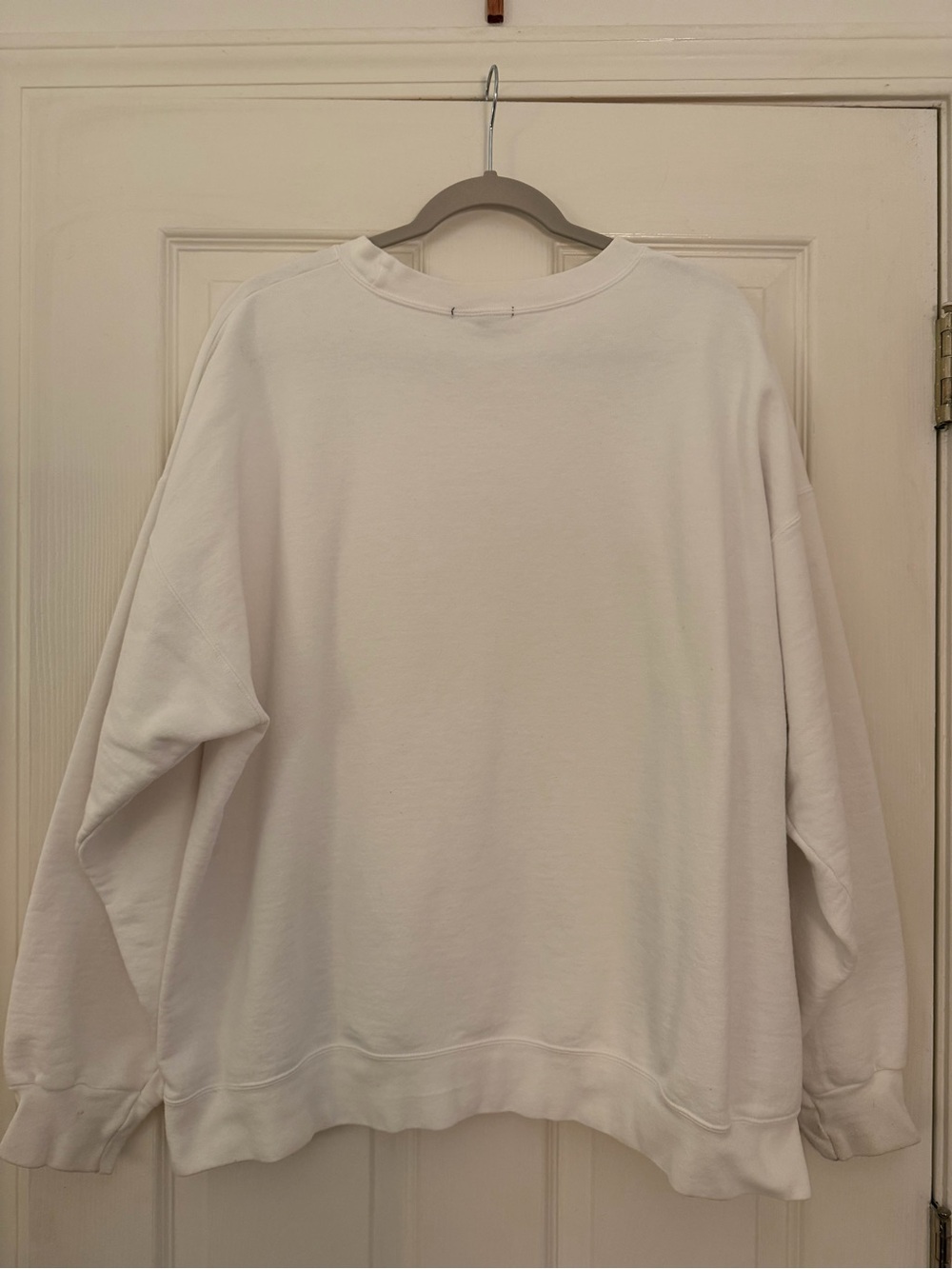 The Bar Sweatshirt - Picture 6 of 7
